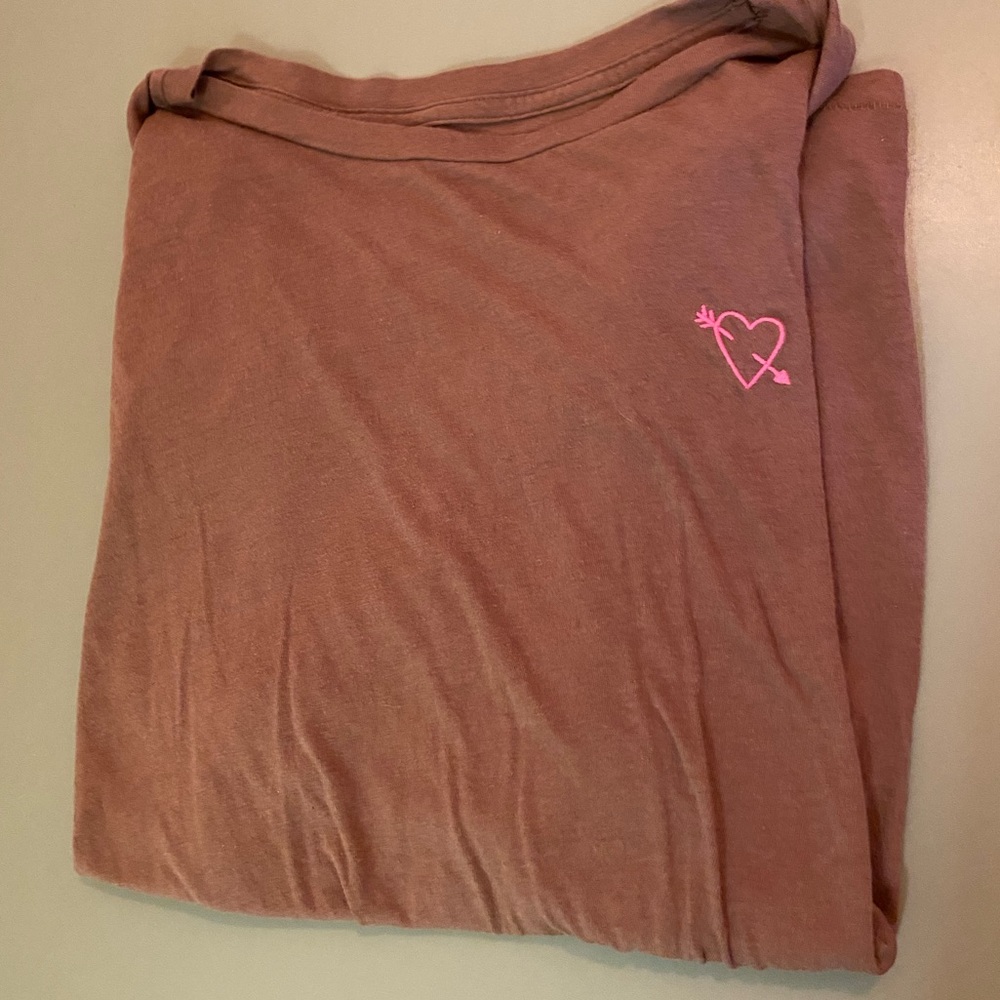 victoria secret pink tshirt
